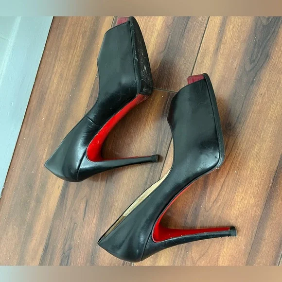 Christian Louboutin black leather heels open toe